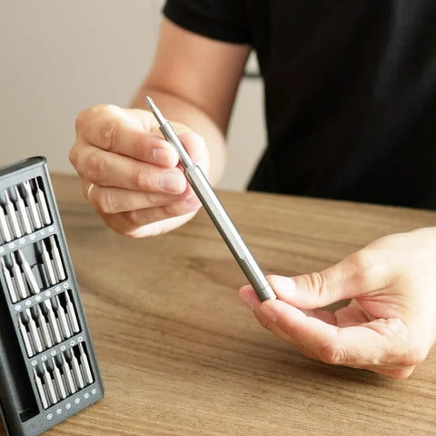 24 in 1 Magnetic Precision Screwdriver Set